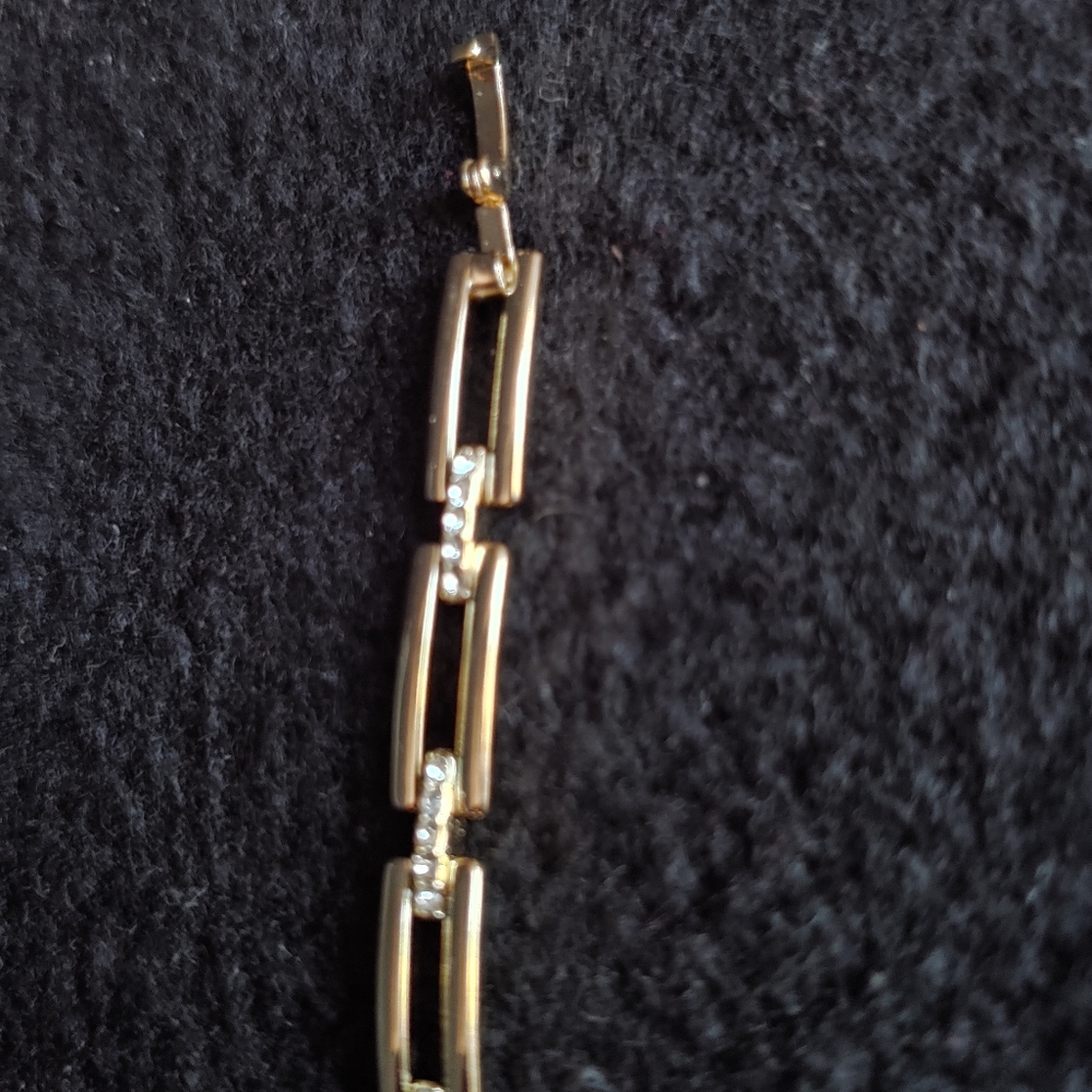 Swarovski Gold Bracelet Crystal faux Diamond Gold